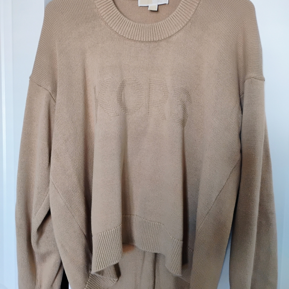 Michaels Women's Beige Crew Neck Sweater